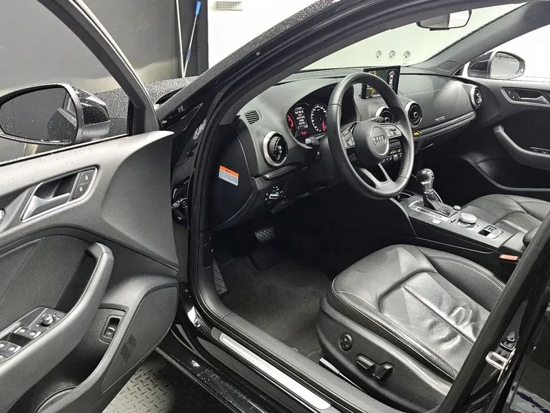Audi A3 40 TFSI, снимка 10 - Автомобили и джипове - 55703333