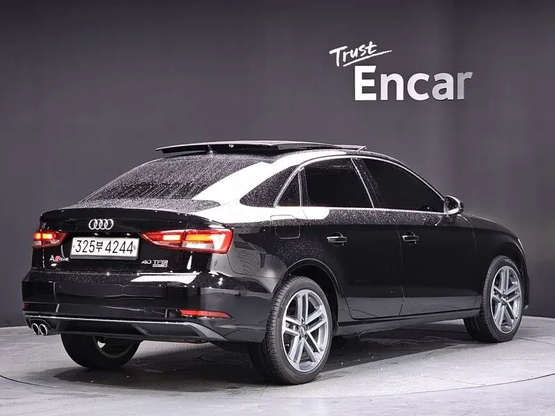Audi A3 40 TFSI, снимка 2 - Автомобили и джипове - 55703333