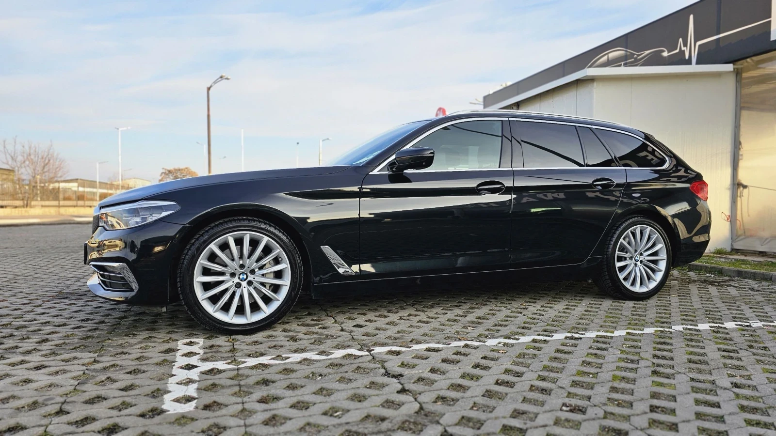 BMW 530 Xdrive - [1] 