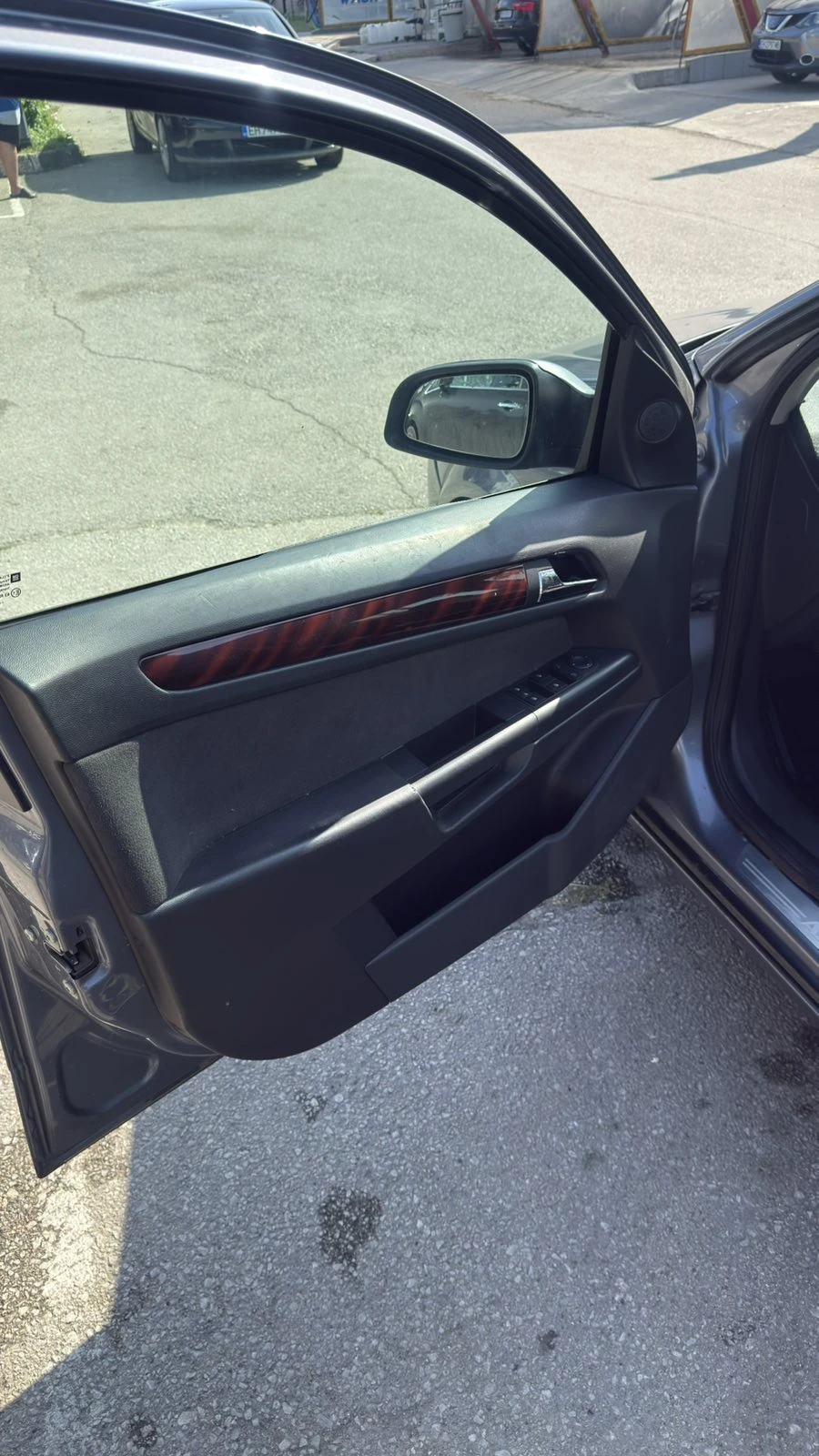 Opel Astra 1.6i Twinport Elegance - изображение 3