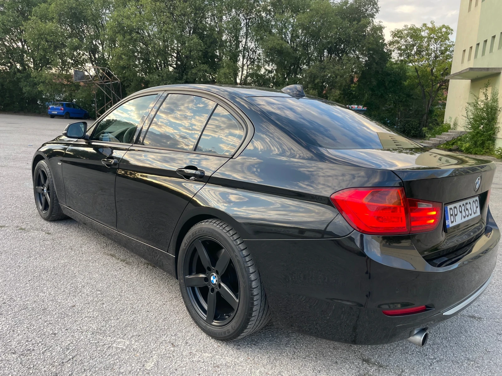 BMW 320 MODERN - изображение 3
