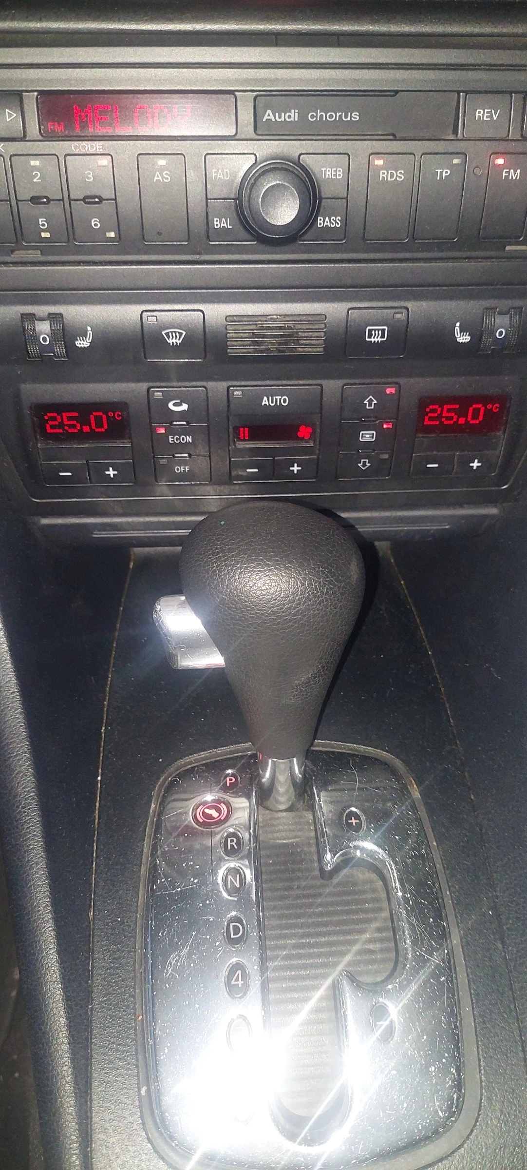 Audi A6 Quattro БЕНЗИН/ГАЗ - изображение 6