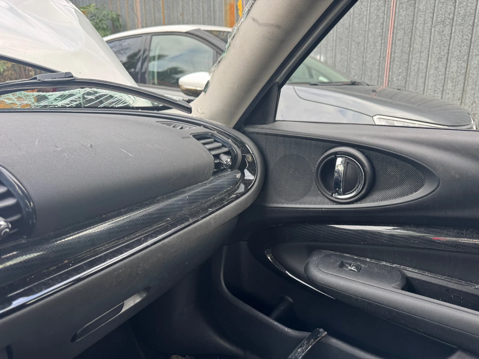 Mini Clubman 50.000 km  | Mobile.bg   12