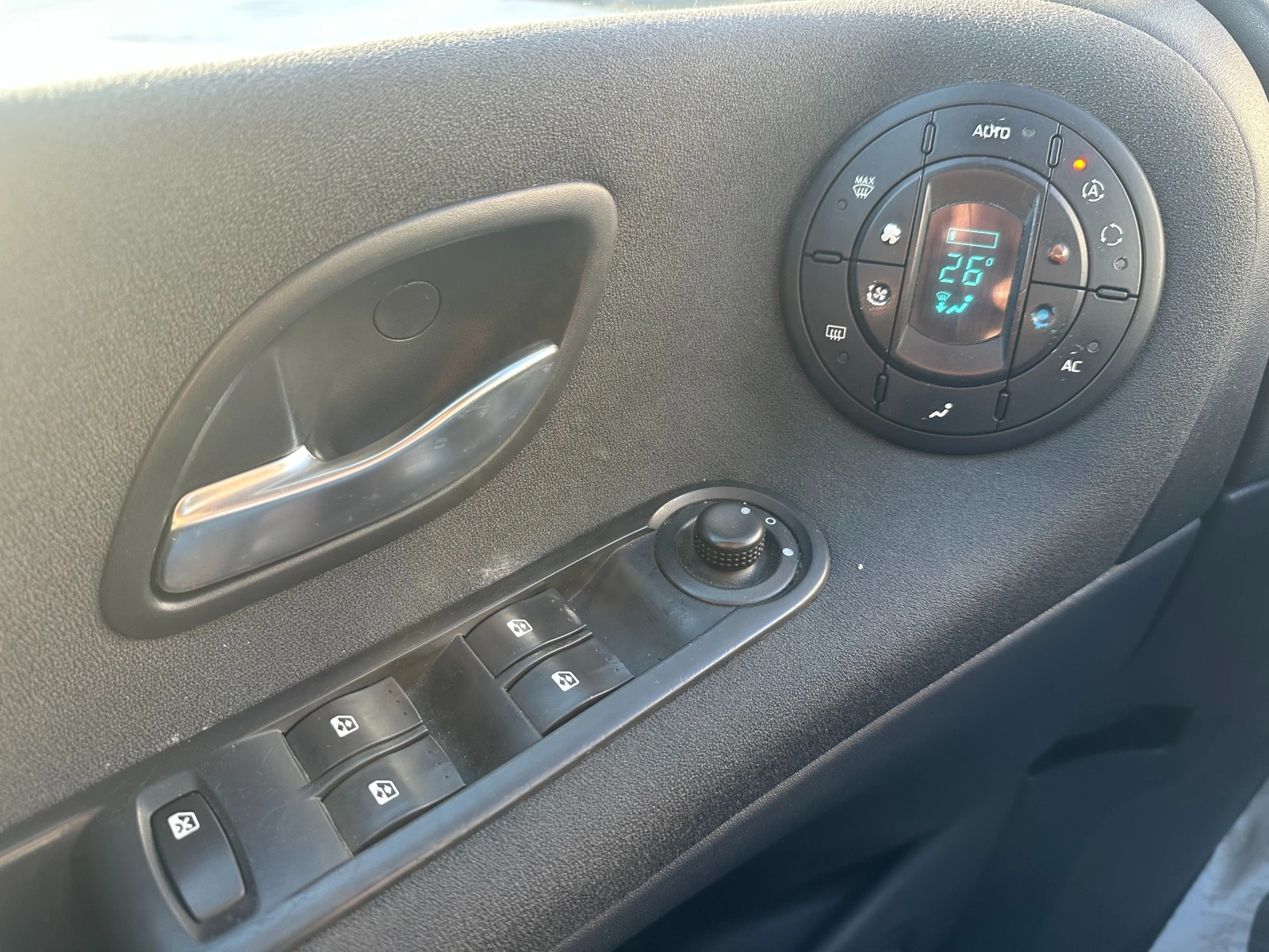 Renault Espace 2.0d 150 �.�.  | Mobile.bg � ����������� 12