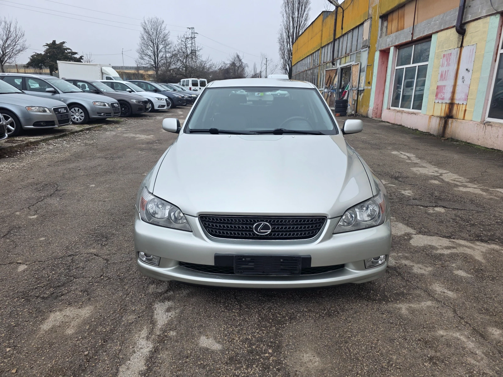 Lexus IS 200 2.0I ITALY  - изображение 2