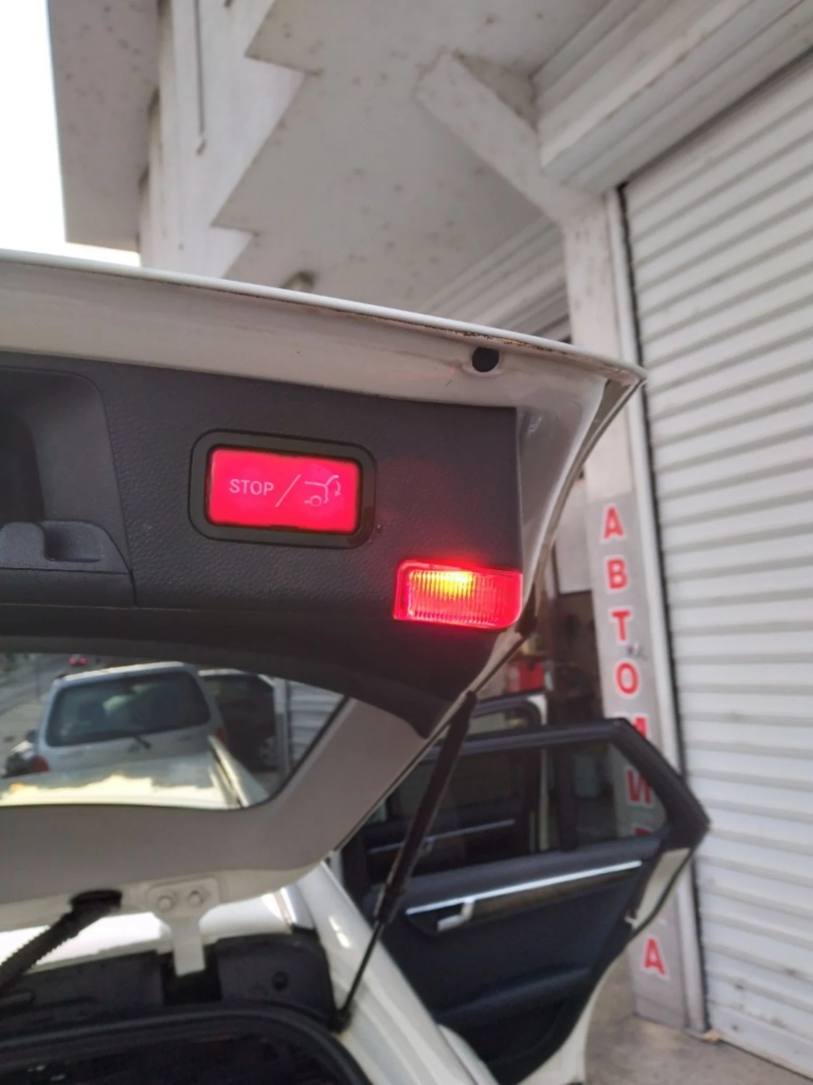 Mercedes-Benz 220, снимка 7 - Автомобили и джипове - 53897783