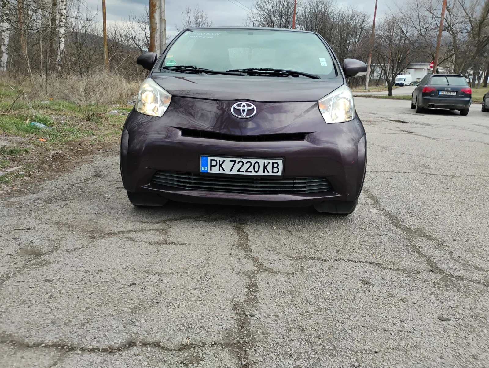 Toyota IQ, снимка 3 - Автомобили и джипове - 53908422