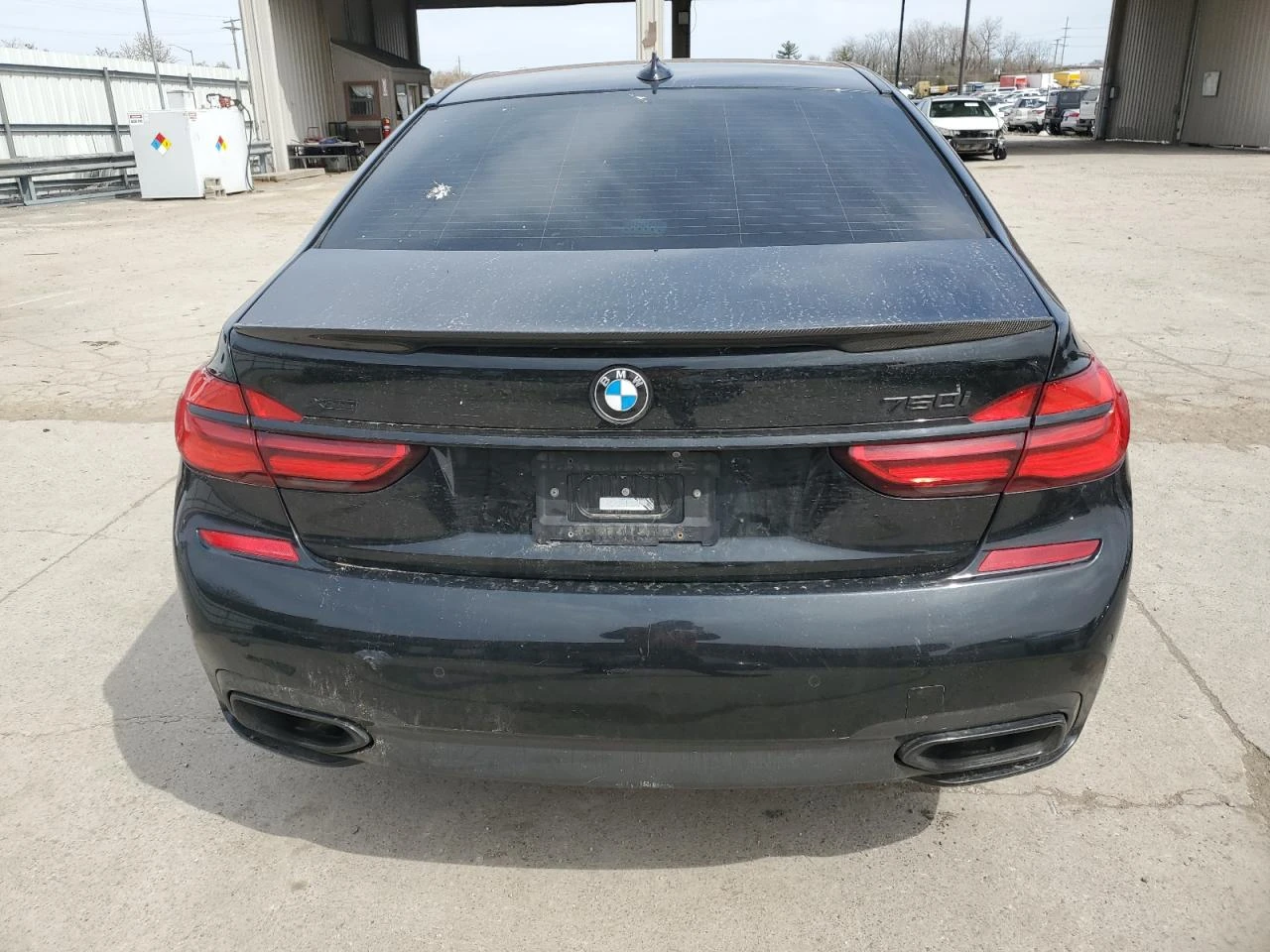 BMW 750 M-PACK* HARMAN KARDON* ОБДУХ* PANO* , снимка 6 - Автомобили и джипове - 53985405