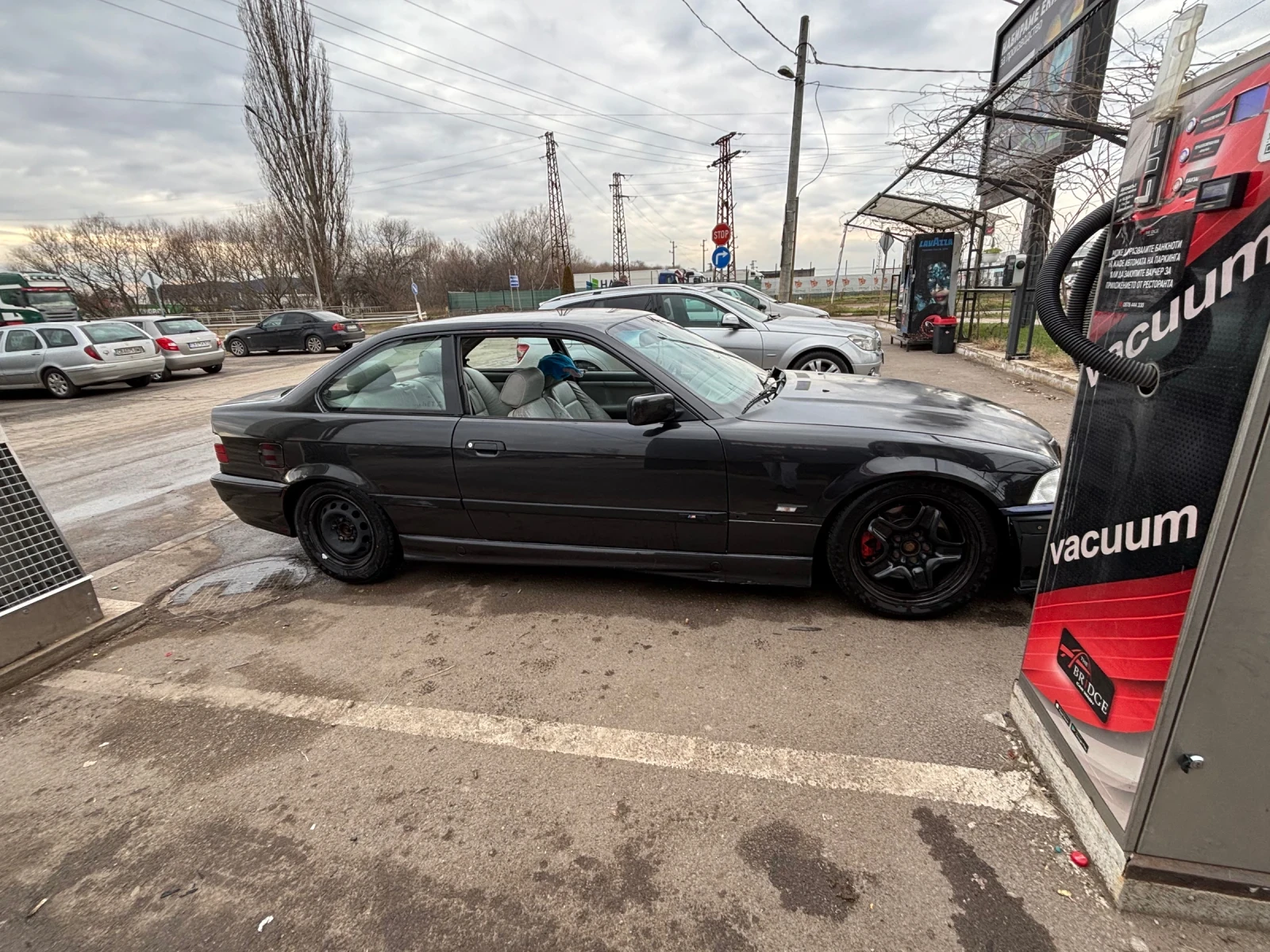 BMW 320, снимка 2 - Автомобили и джипове - 54155690