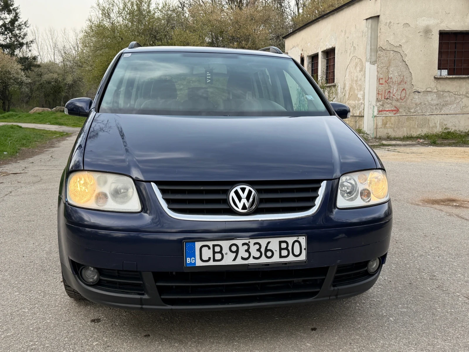 VW Touran 1.6 !!Сменени Вериги!!, снимка 6 - Автомобили и джипове - 54182243