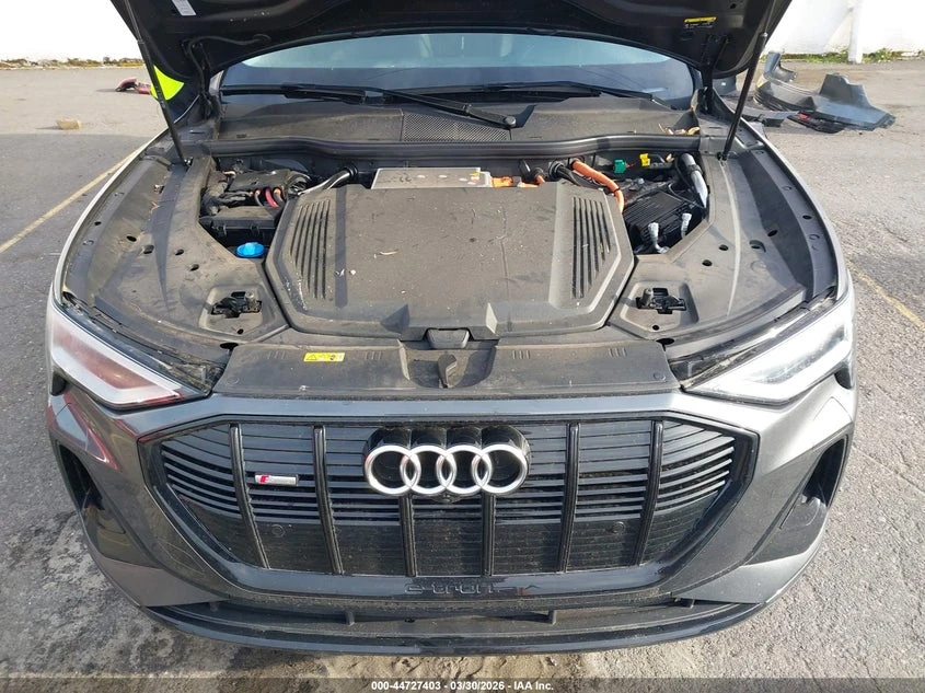 Audi E-Tron Sportback Premium Plus S Line Quattro, снимка 10 - Автомобили и джипове - 54315498