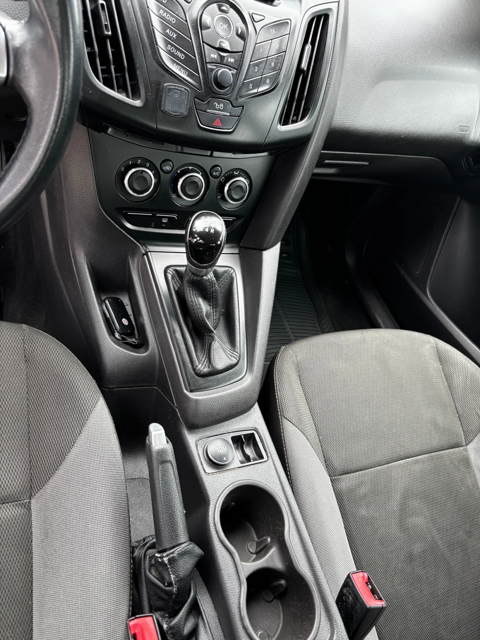 Ford Focus MK3, снимка 8 - Автомобили и джипове - 54779026