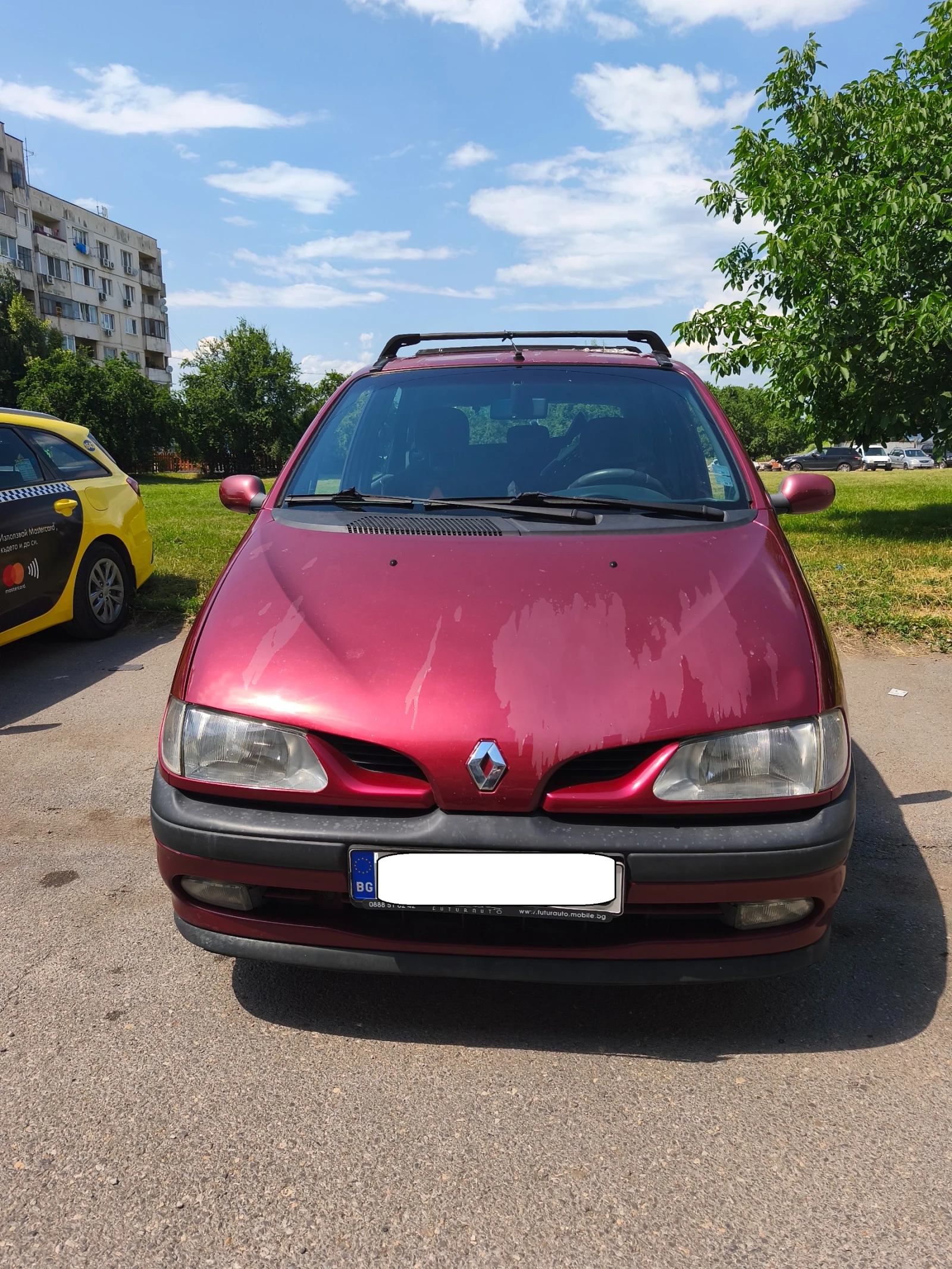 Renault Megane Scenic 1.6, снимка 3 - Автомобили и джипове - 55094192