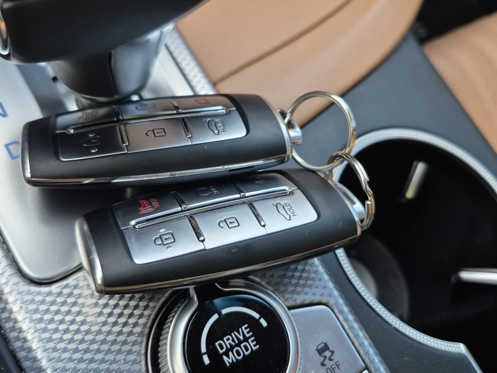 Genesis G70 2.0T ADVANCED / АвтоКредит, снимка 8 - Автомобили и джипове - 55944269
