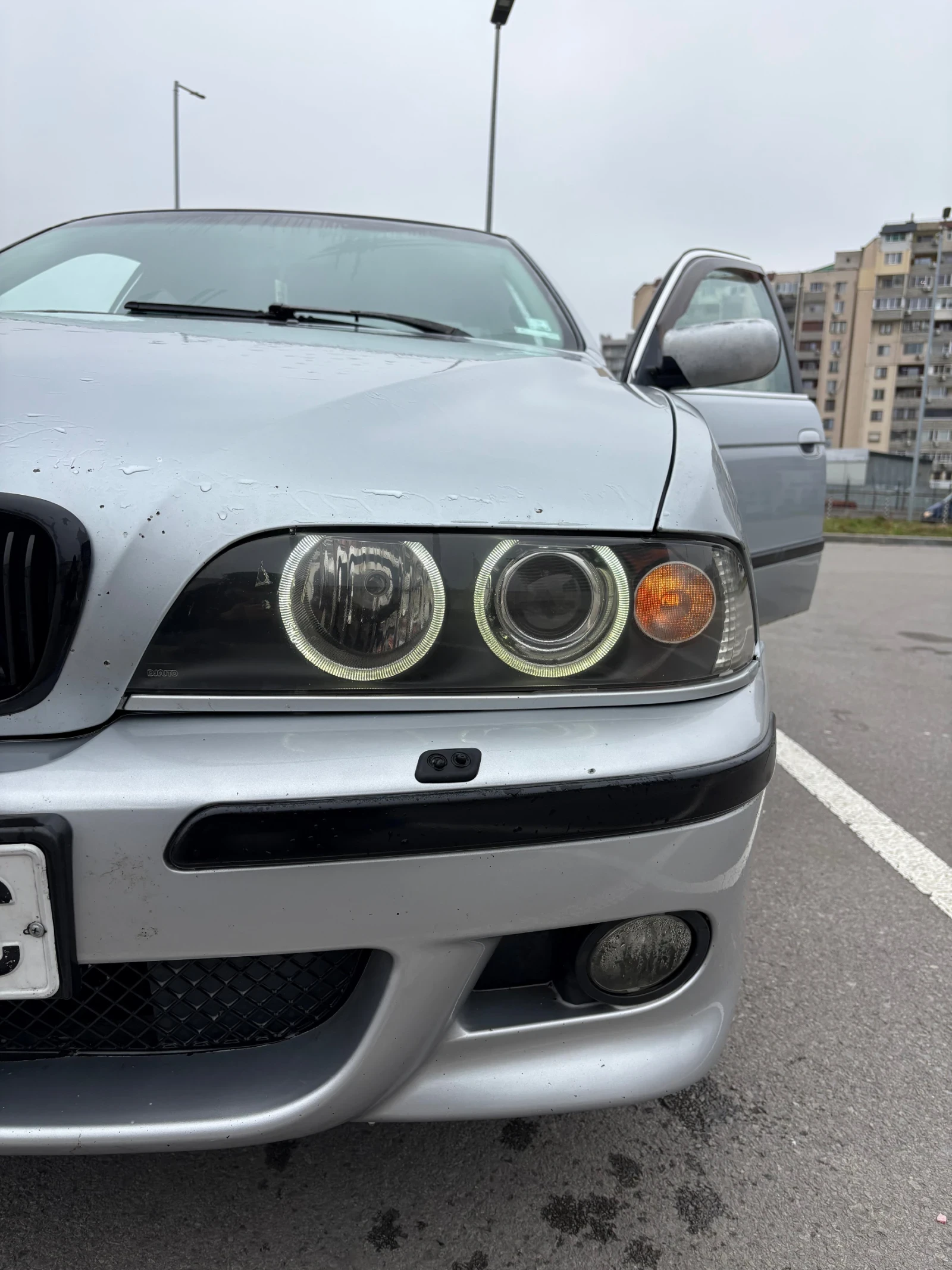 BMW 528 E39, снимка 5 - Автомобили и джипове - 55981159