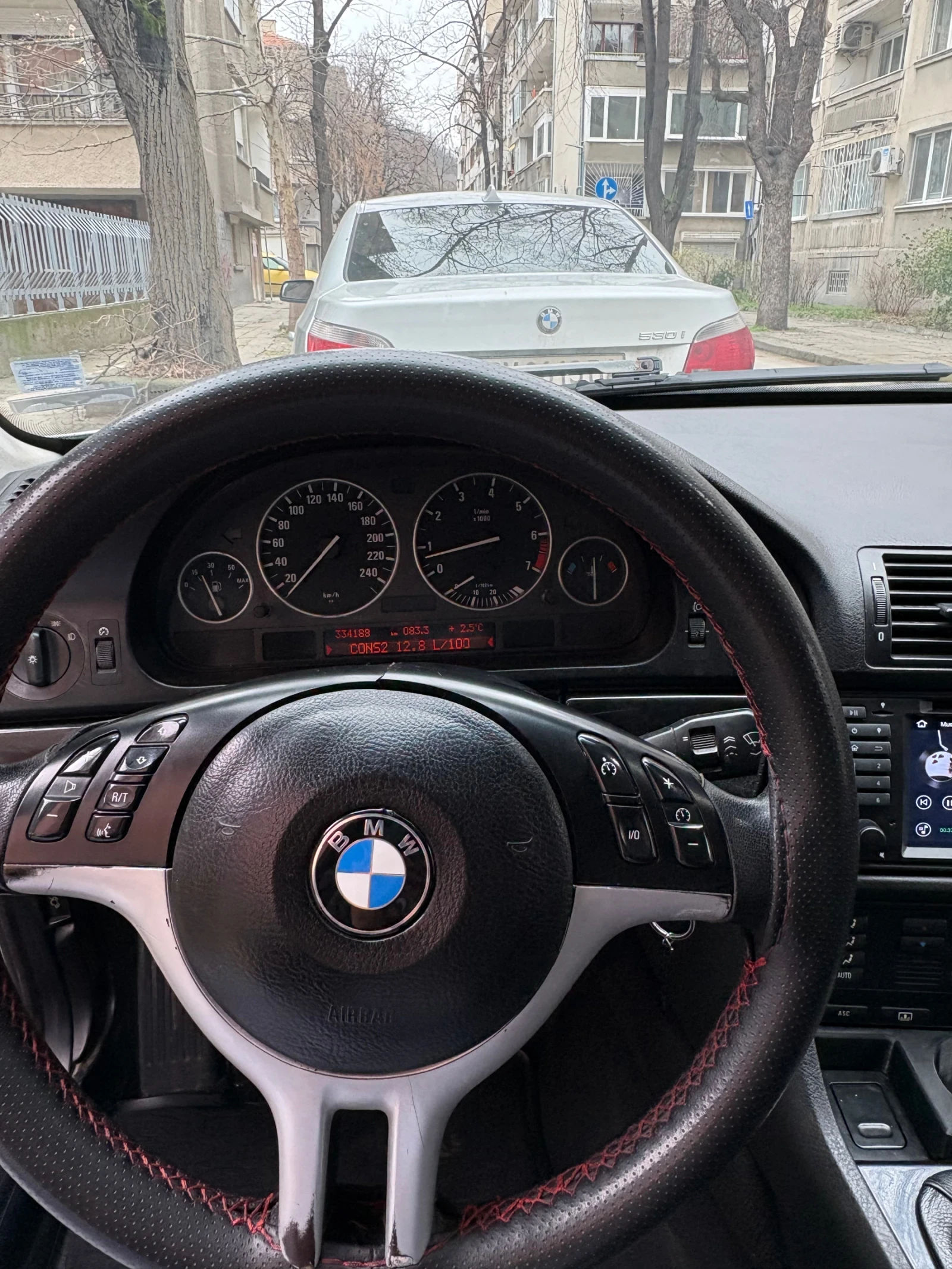 BMW 528 E39, снимка 12 - Автомобили и джипове - 55981159