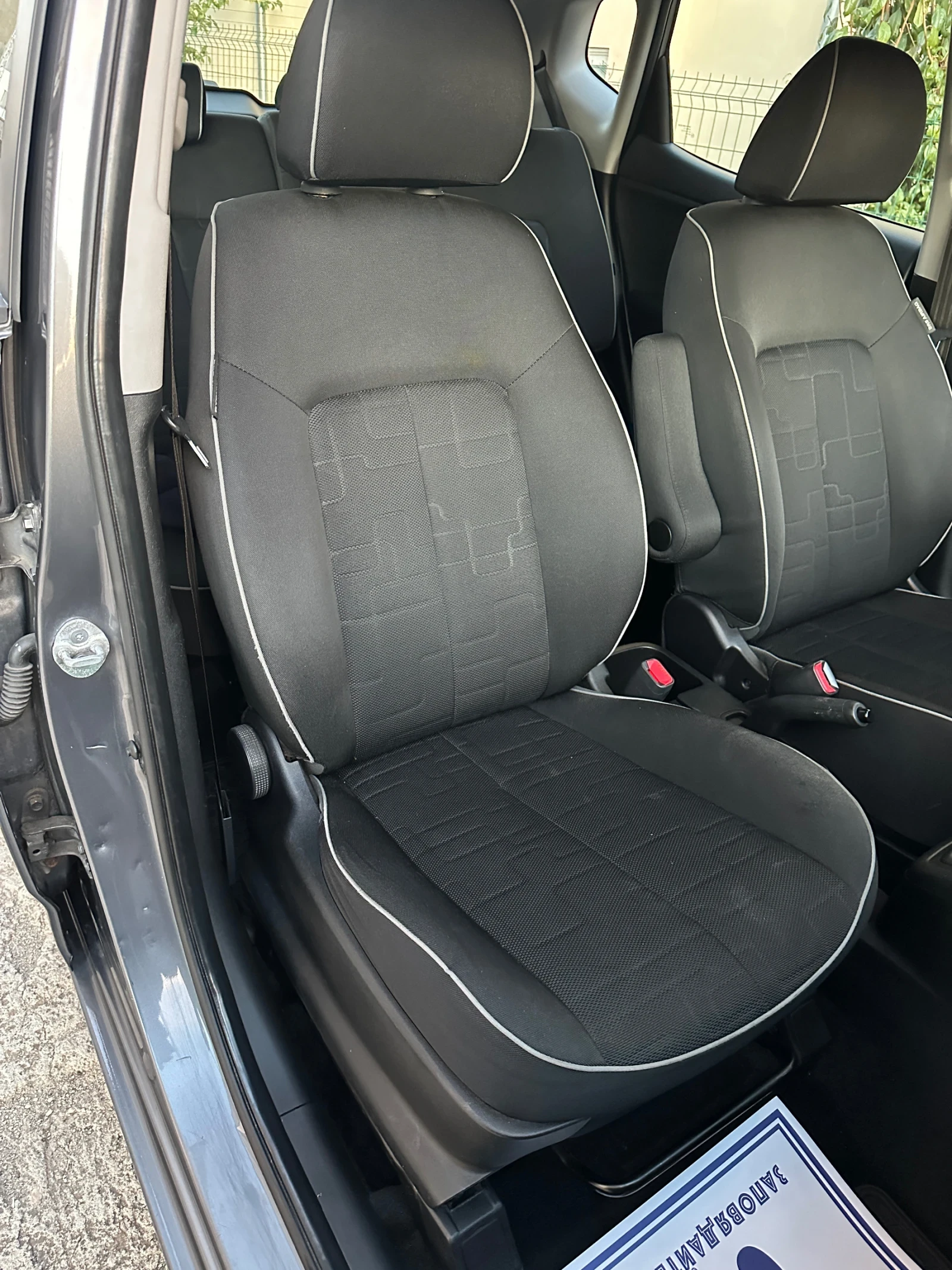 Kia Venga 1.4i* обслужена* , снимка 10 - Автомобили и джипове - 56638260