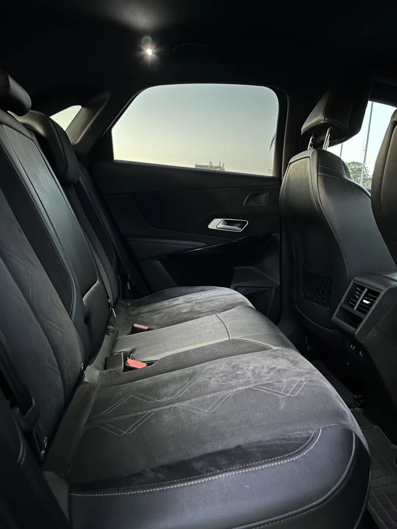 DS DS 7 Crossback РЕАЛНИ КИЛОМЕТРИ - 2.0 BLUEHDI , снимка 14 - Автомобили и джипове - 52606406