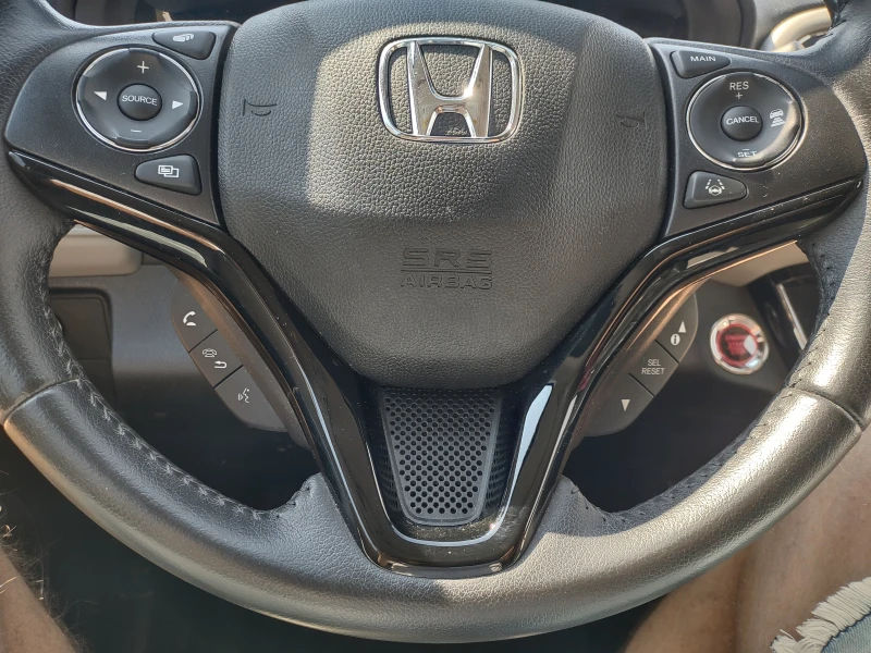 Honda Hr-v, снимка 10 - Автомобили и джипове - 52349043