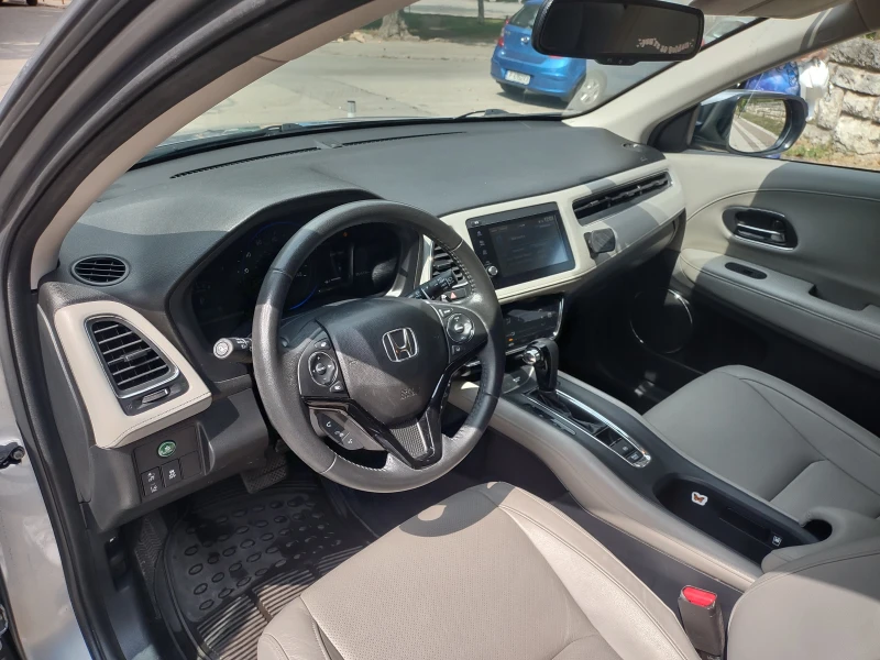 Honda Hr-v, снимка 9 - Автомобили и джипове - 52349043