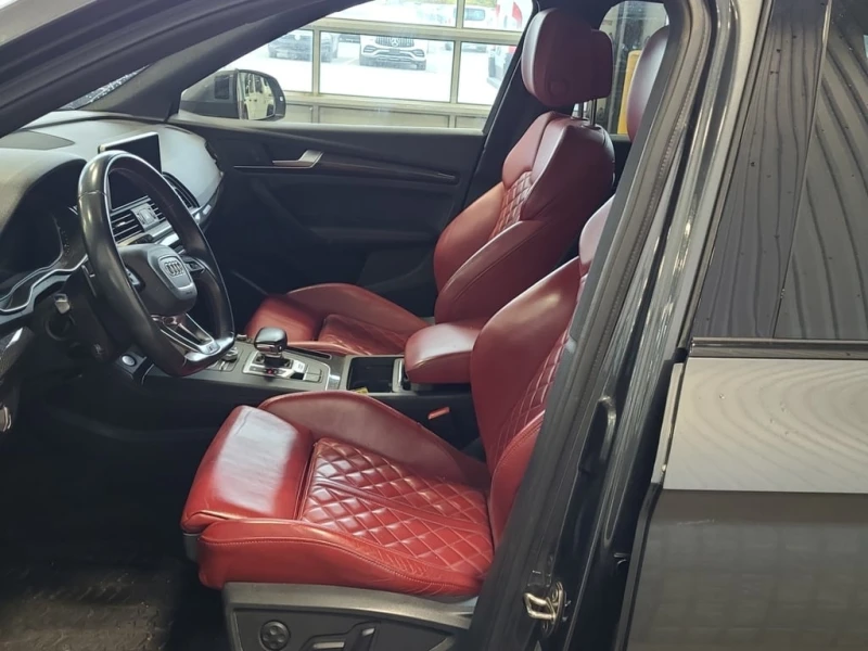Audi SQ5 PROGRESSIV  CARFAX, снимка 5 - Автомобили и джипове - 52367868