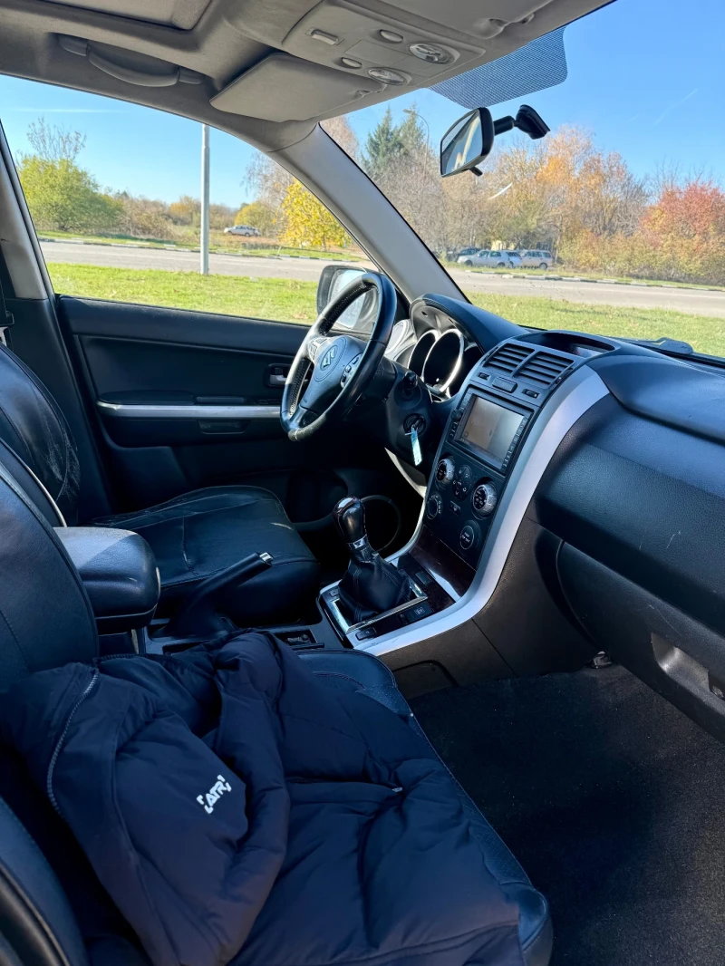 Suzuki Grand vitara Xenon* * Navi* * koja* * 4x4, снимка 9 - Автомобили и джипове - 52540074