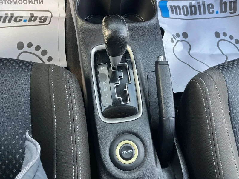 Mitsubishi Outlander, снимка 12 - Автомобили и джипове - 52830733