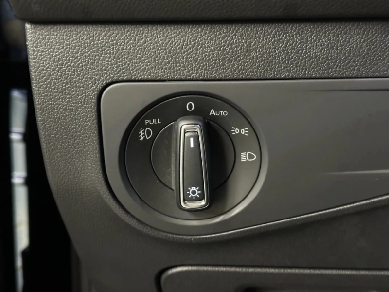 VW Tiguan * 4Motion SEL Premium R Line * CARFAX * ЦЕНА ДО БГ, снимка 9 - Автомобили и джипове - 53431432