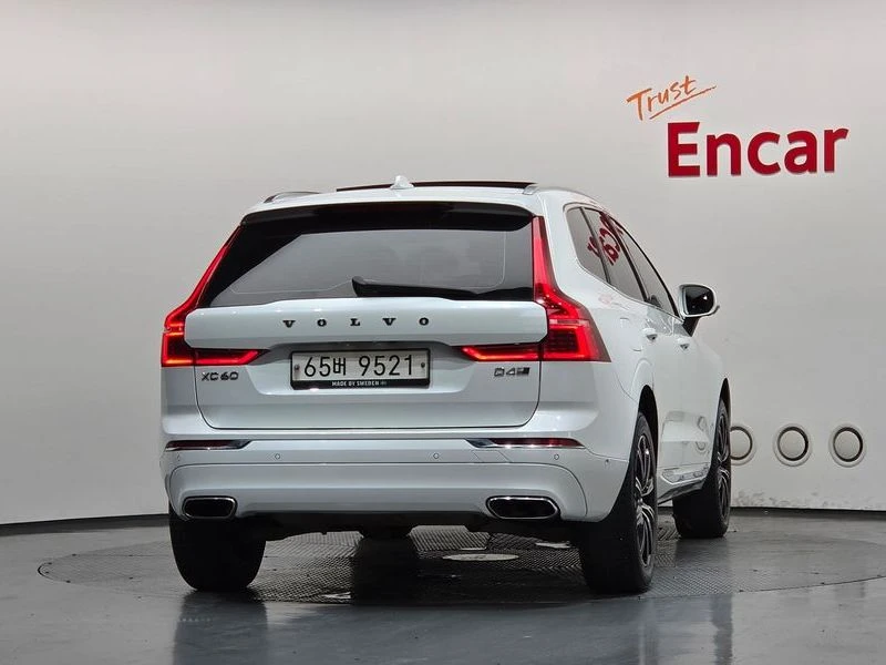 Volvo XC60 D4 Inscription| 190к.с., снимка 4 - Автомобили и джипове - 56105165