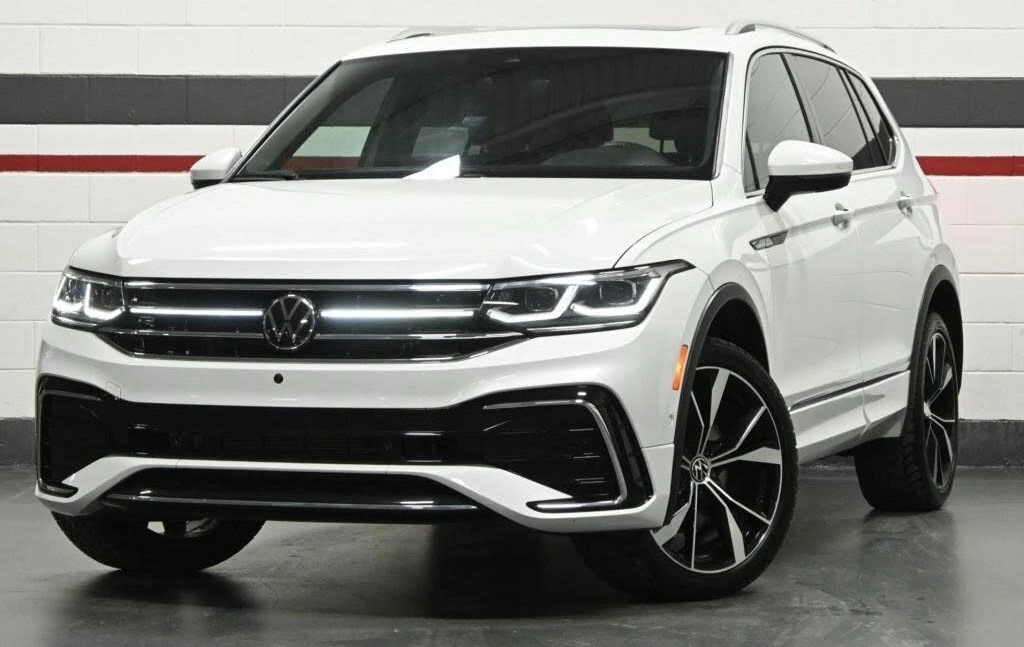 VW Tiguan Highline R-Line* 4Motion* АвтоКредит* (ЦЕНА ДО БГ), снимка 1