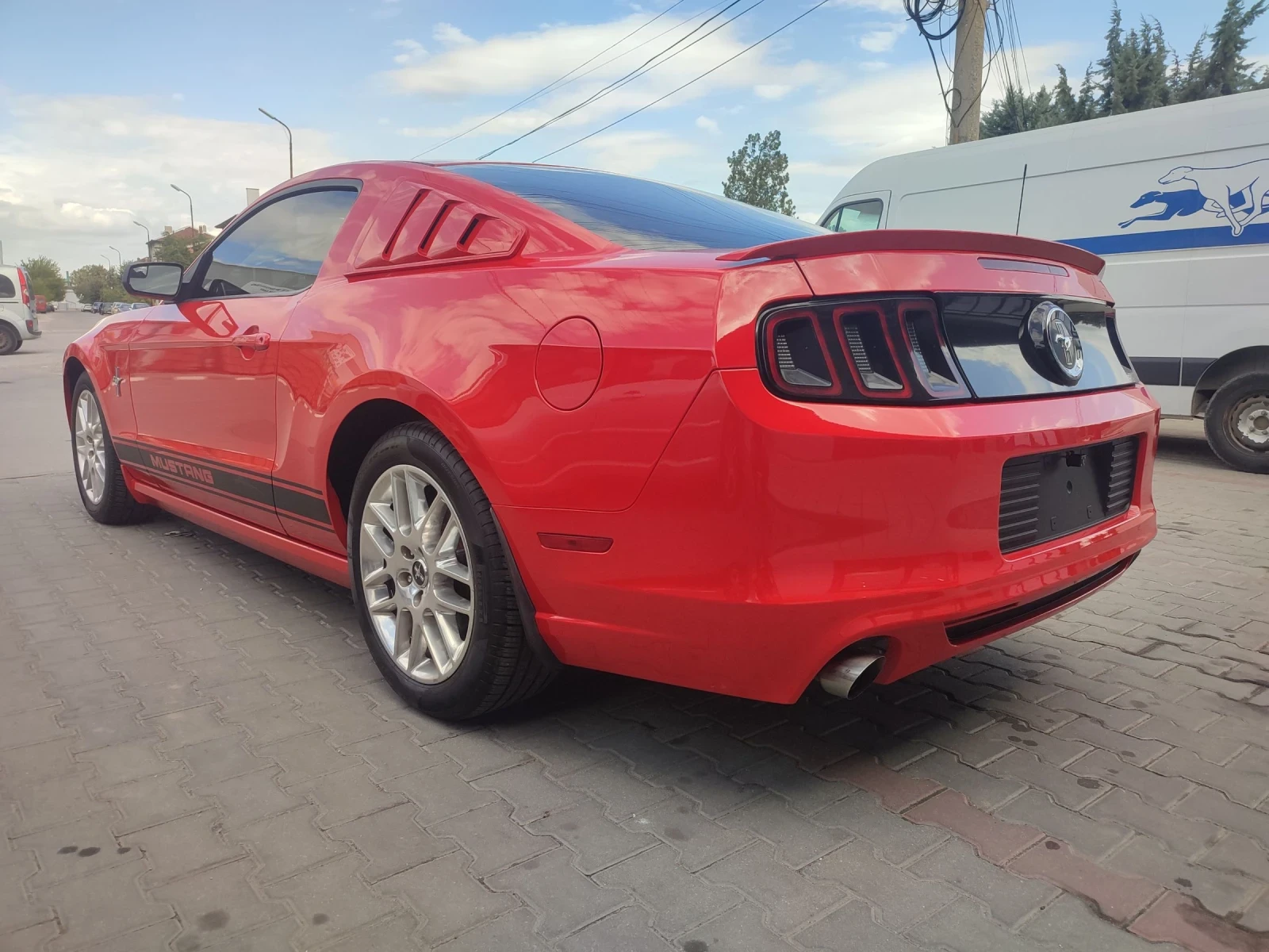 Ford Mustang 3.7 - изображение 5