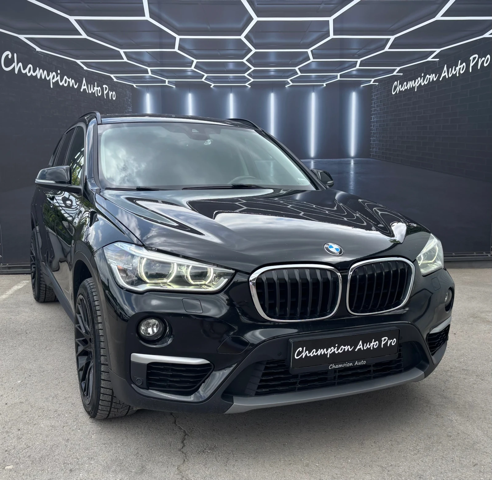 BMW X1 M-Packet AUTOMATIC - изображение 3