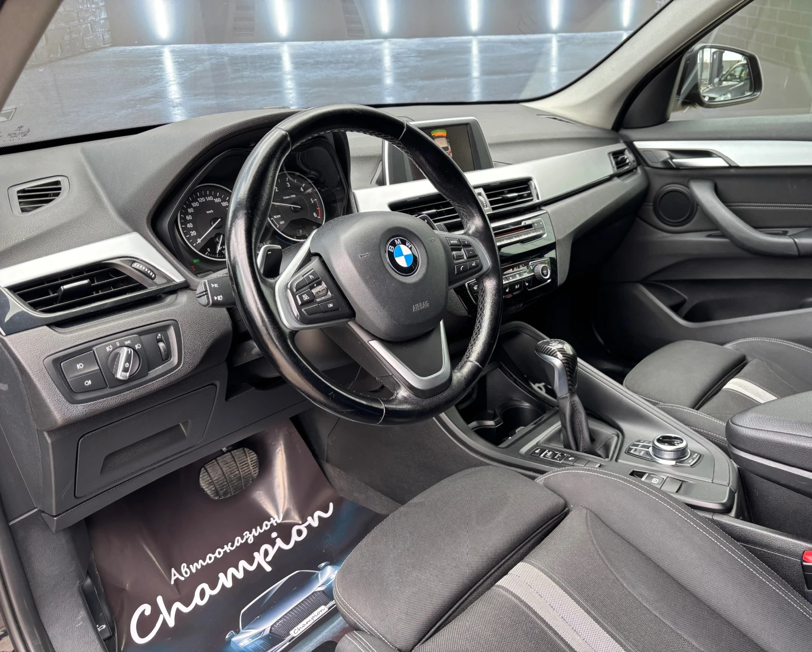 BMW X1 M-Packet AUTOMATIC - изображение 9