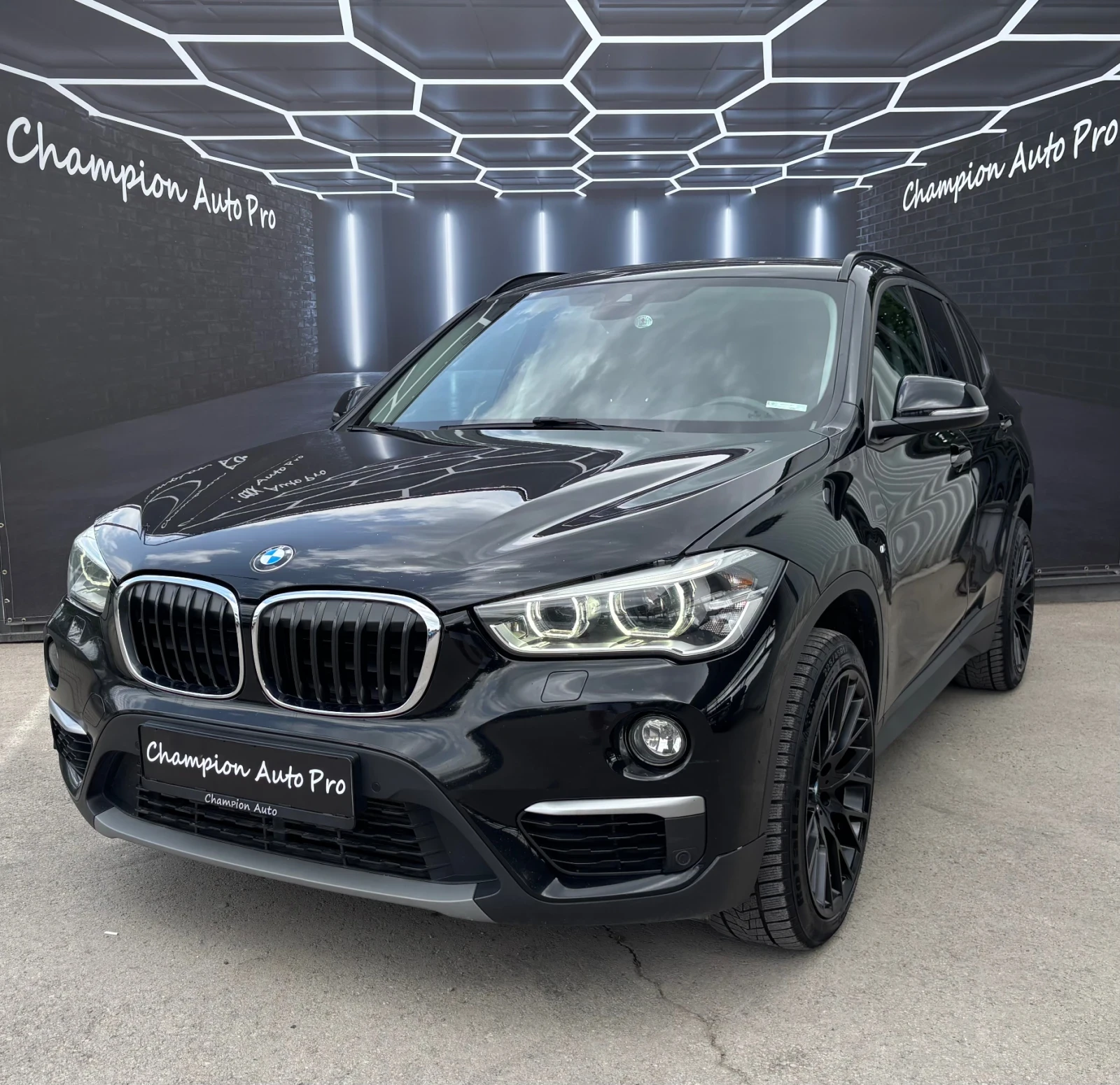 BMW X1 M-Packet AUTOMATIC - изображение 2