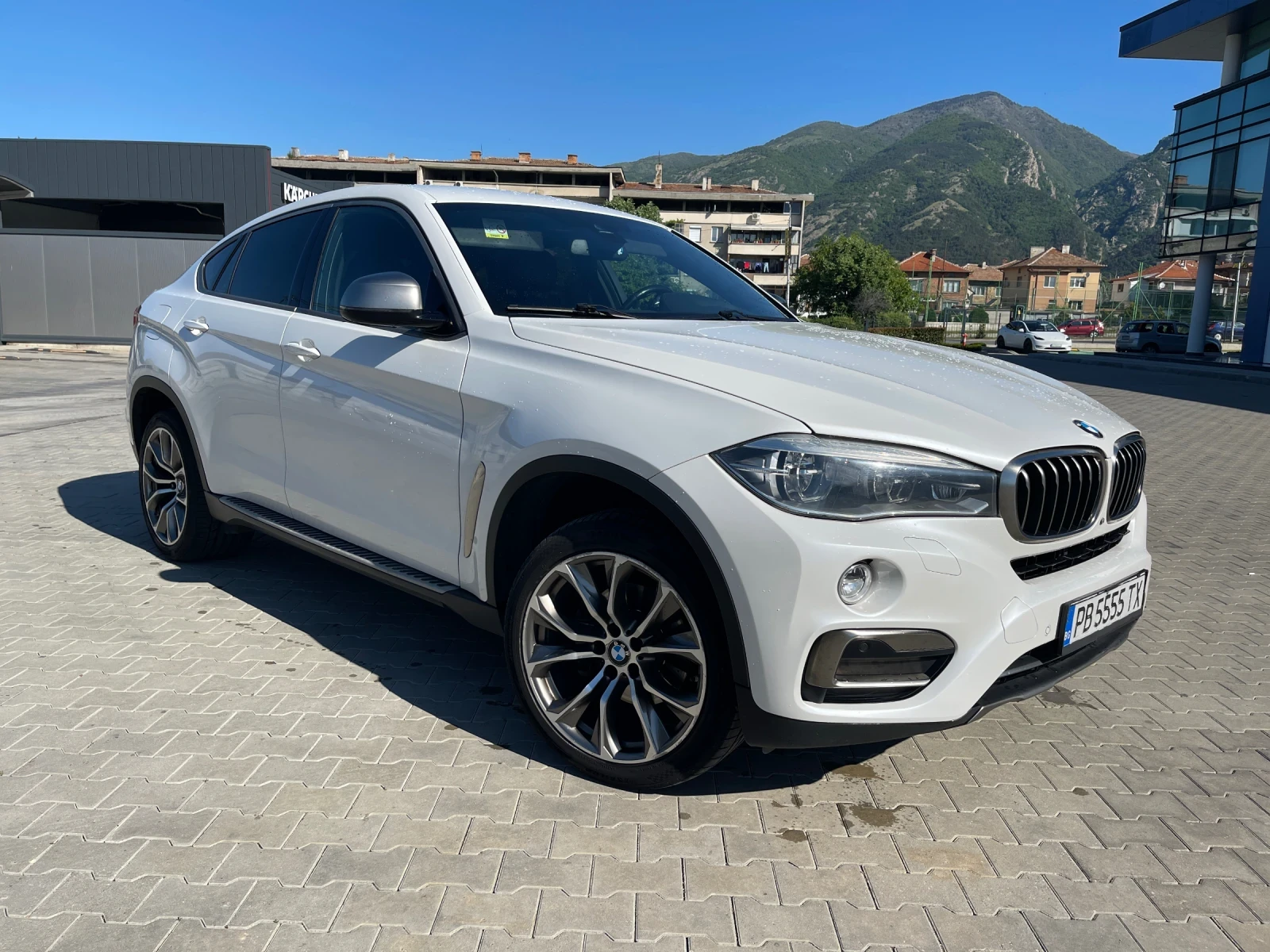 BMW X6 3.0 D Individual - изображение 2