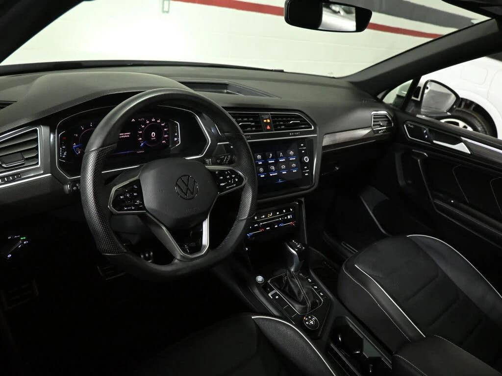 VW Tiguan Highline R-Line* 4Motion* АвтоКредит* (ЦЕНА ДО БГ) - изображение 6