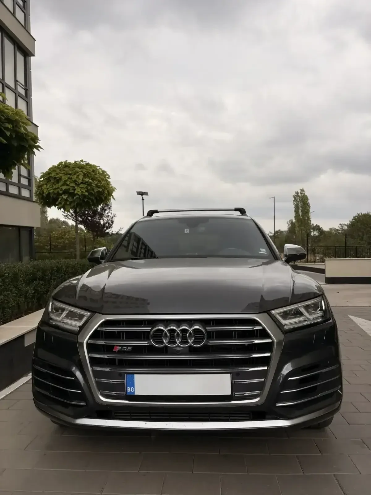 Audi SQ5 Prestige, снимка 2 - Автомобили и джипове - 54015912
