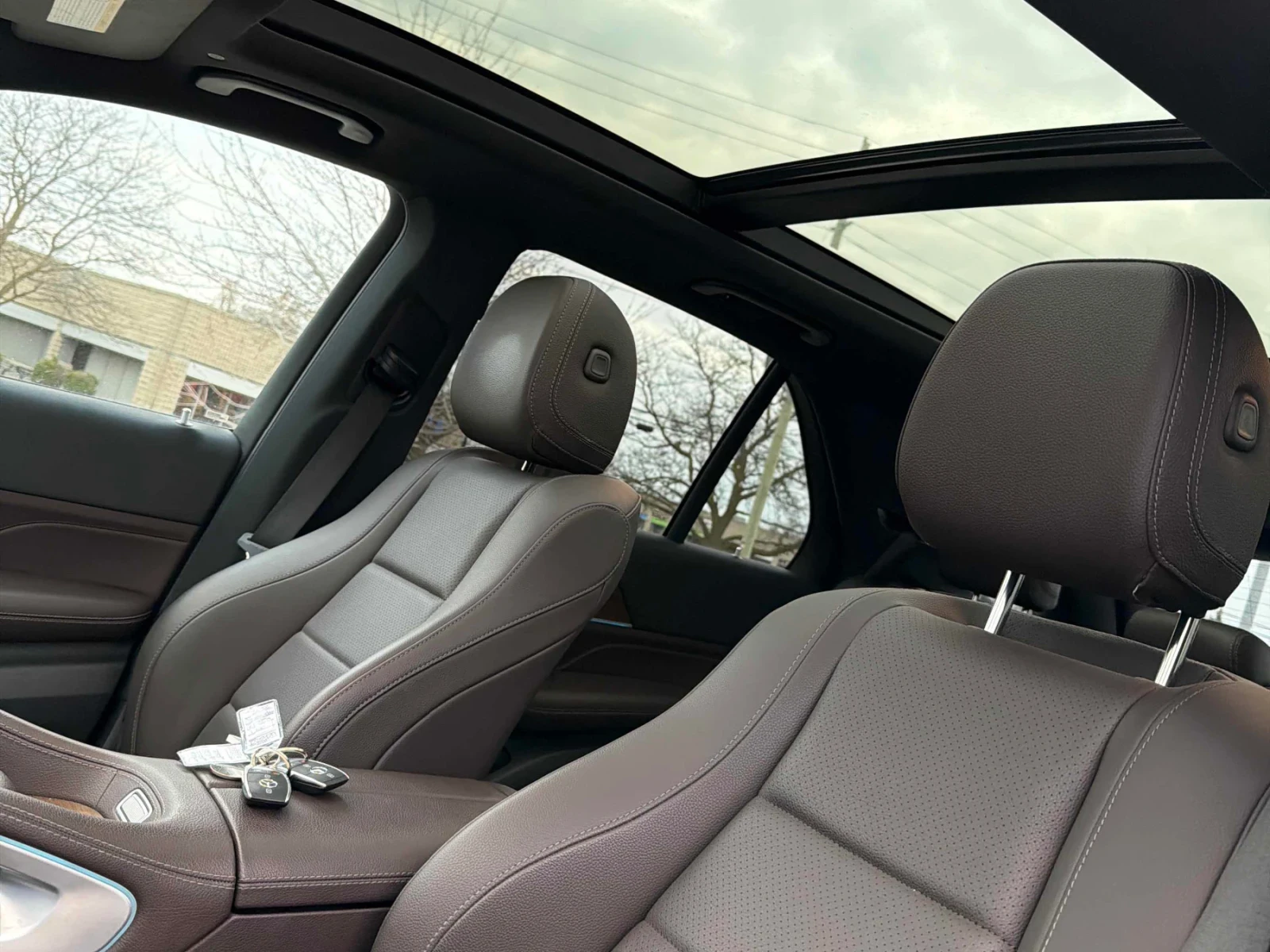 Mercedes-Benz GLE 350 CAR FAX * АВТО КРЕДИТ * ЦЕНА ДО БГ * BURMASTER * , снимка 13 - Автомобили и джипове - 54034618