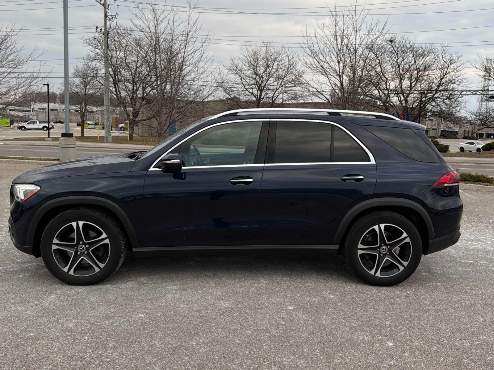 Mercedes-Benz GLE 350 CAR FAX * АВТО КРЕДИТ * ЦЕНА ДО БГ * BURMASTER * , снимка 2 - Автомобили и джипове - 54034618