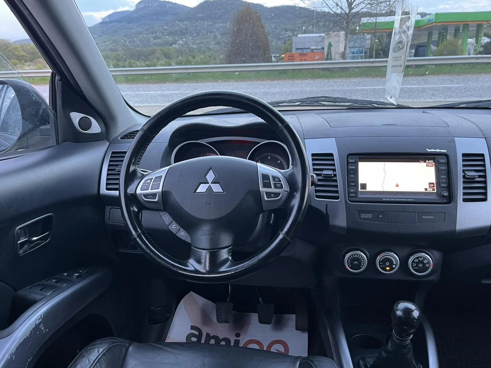 Mitsubishi Outlander 2.2TDI 156кс 6 СКОРОСТИ  4Х4 НАВИГАЦИЯ , снимка 13 - Автомобили и джипове - 54240864