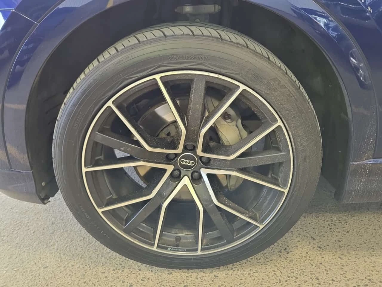 Audi Q8 * TECHNIK * CARFAX * БЕЗ ПЪРВОНАЧАЛНА ВНОСКА, снимка 6 - Автомобили и джипове - 54958178