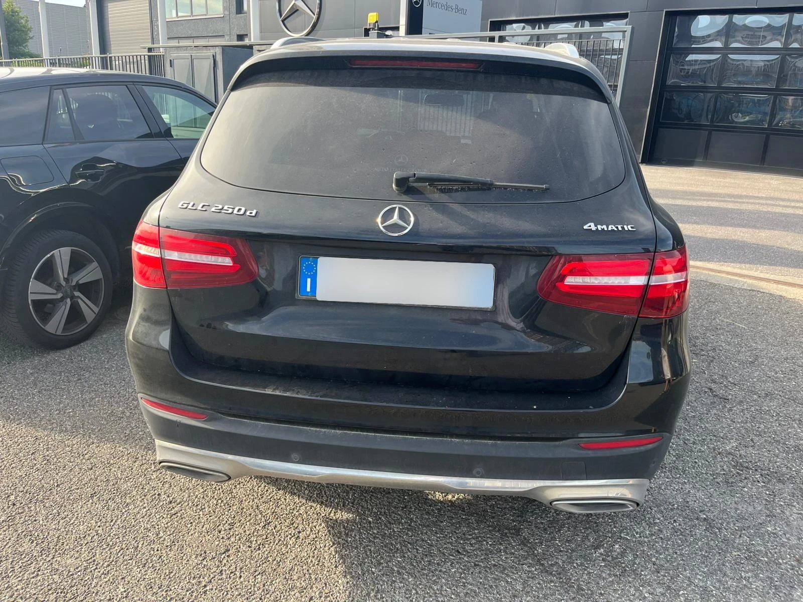 Mercedes-Benz GLC 250 d 4Matic Exclusive, снимка 3 - Автомобили и джипове - 54993810