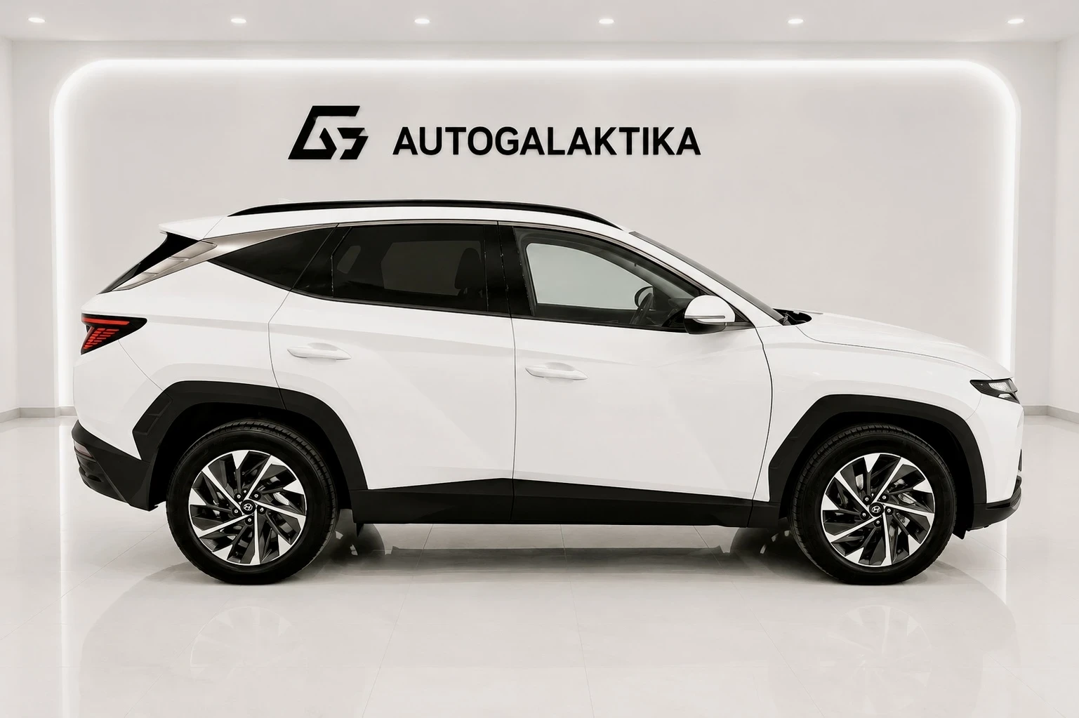 Hyundai Tucson 1.6 CRDi 4x4 Автоматик, снимка 13 - Автомобили и джипове - 55872909