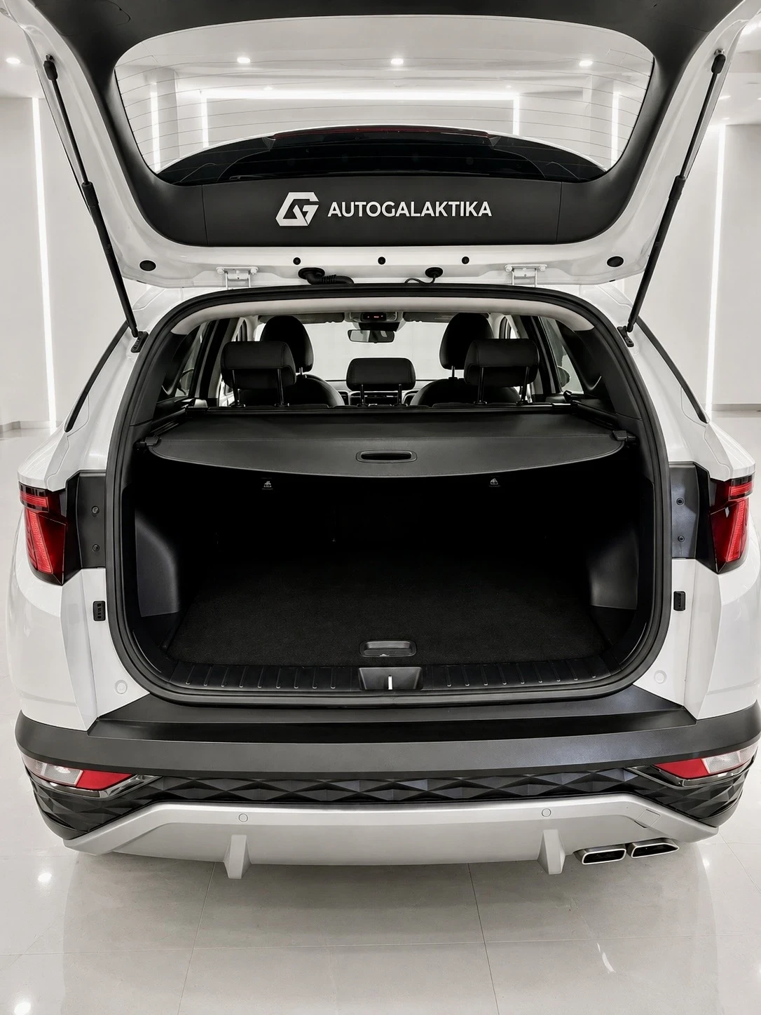 Hyundai Tucson 1.6 CRDi 4x4 Автоматик, снимка 8 - Автомобили и джипове - 55872909