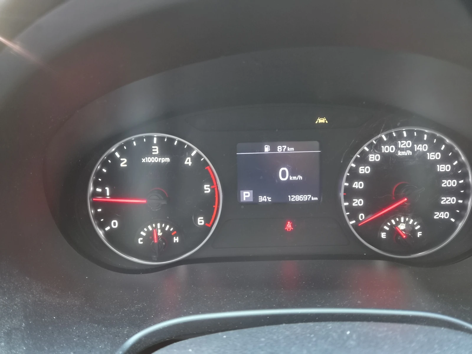Kia Seltos Diesel 1.6 2WD autogeorge.com, снимка 11 - Автомобили и джипове - 56137370