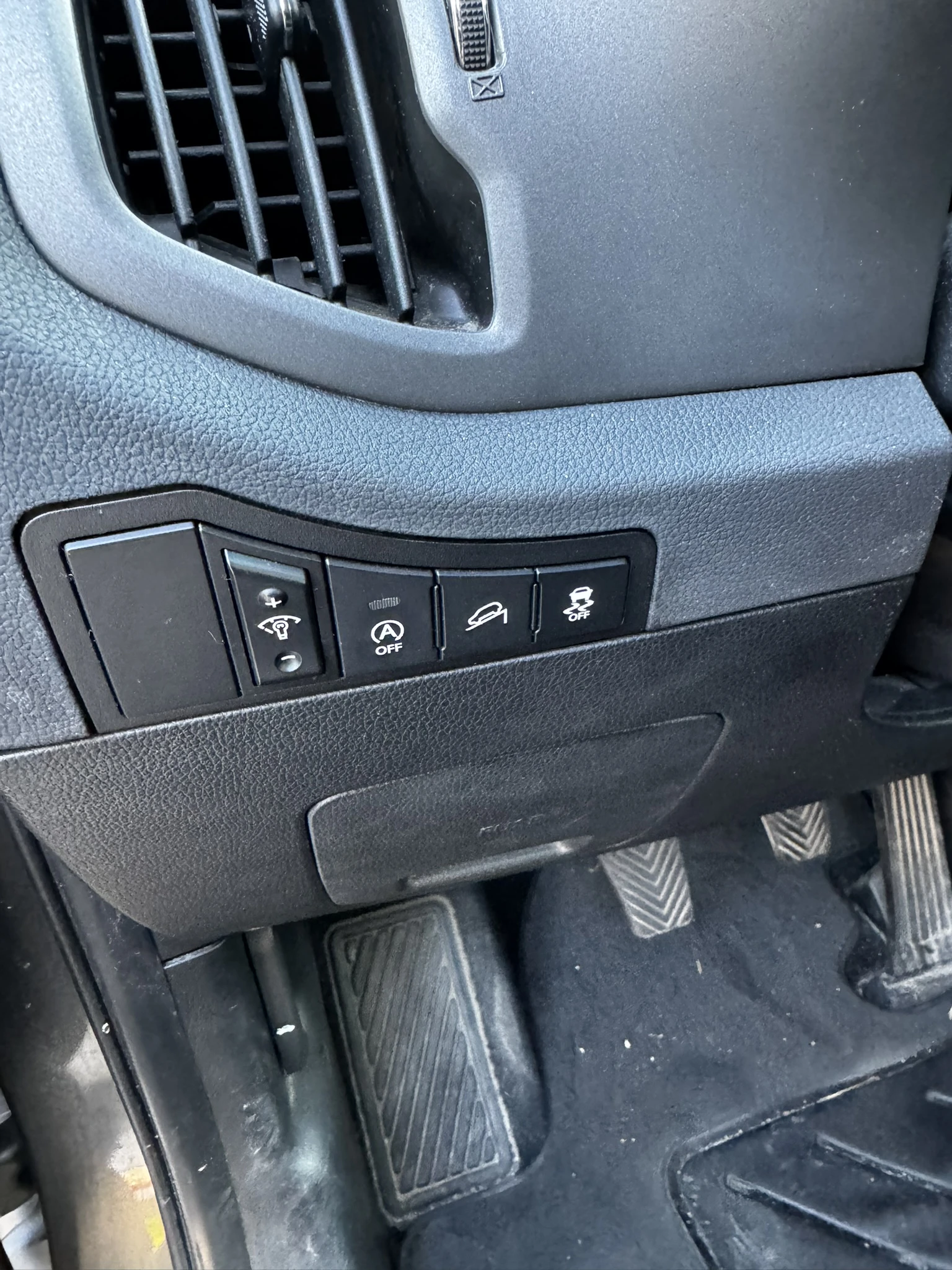 Kia Sportage 1.7 143Хил. Панорама, снимка 10 - Автомобили и джипове - 56159012
