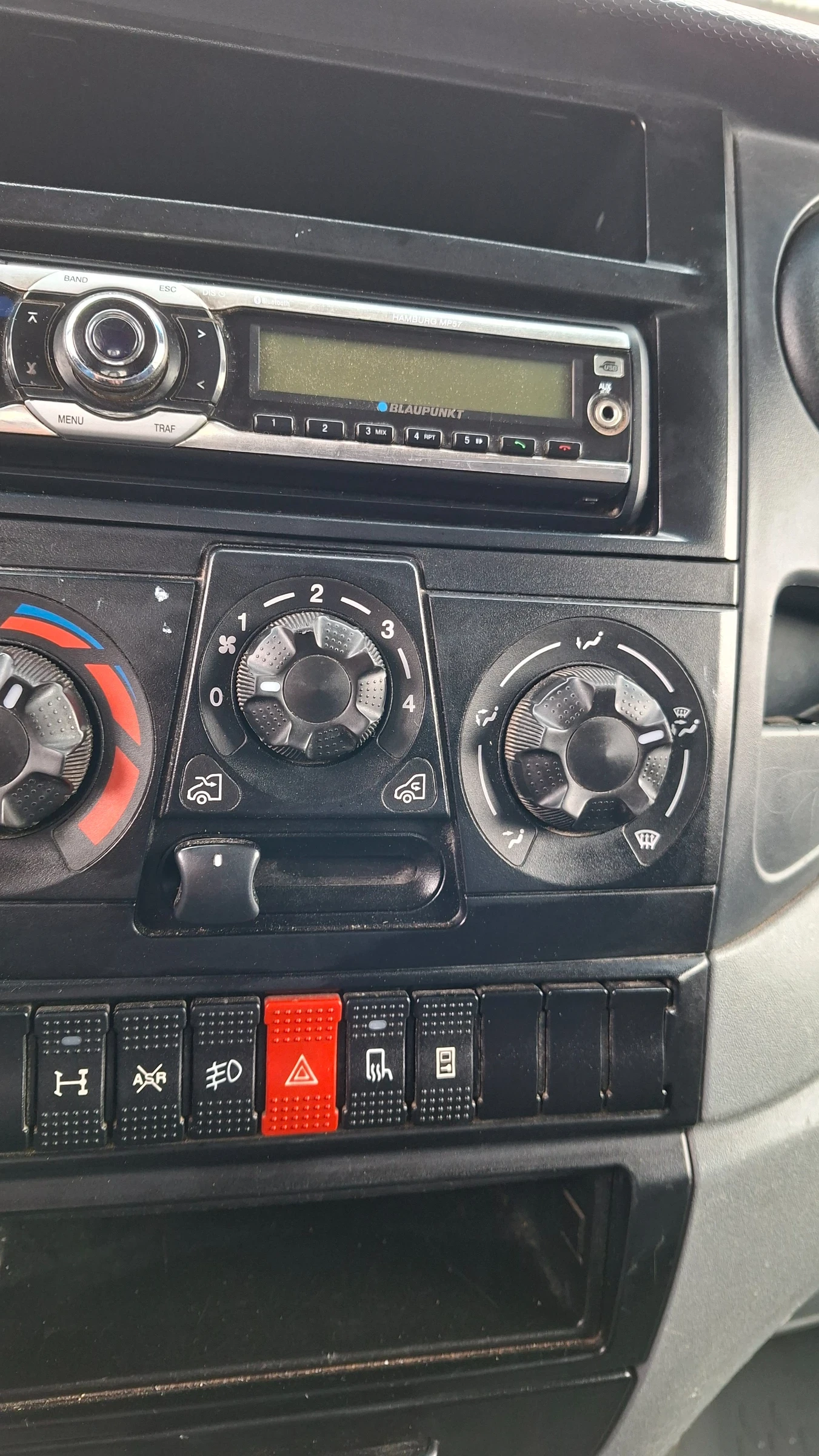 Iveco 35c18 Товаропътнически, снимка 11 - Бусове и автобуси - 53913118