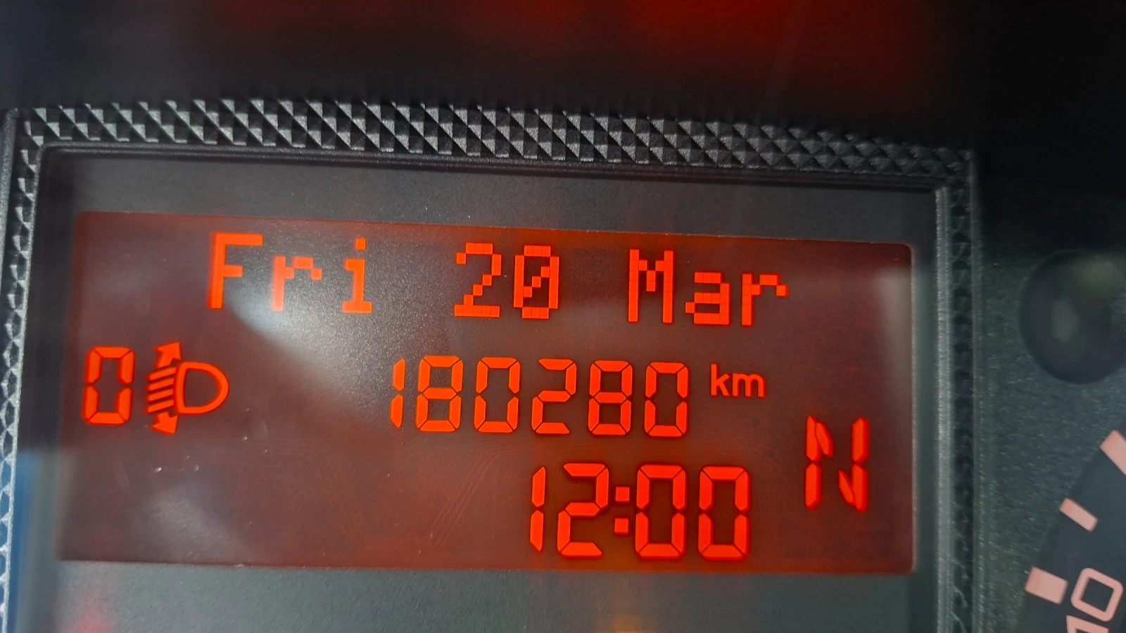 Iveco 35c18 Товаропътнически, снимка 7 - Бусове и автобуси - 53913118