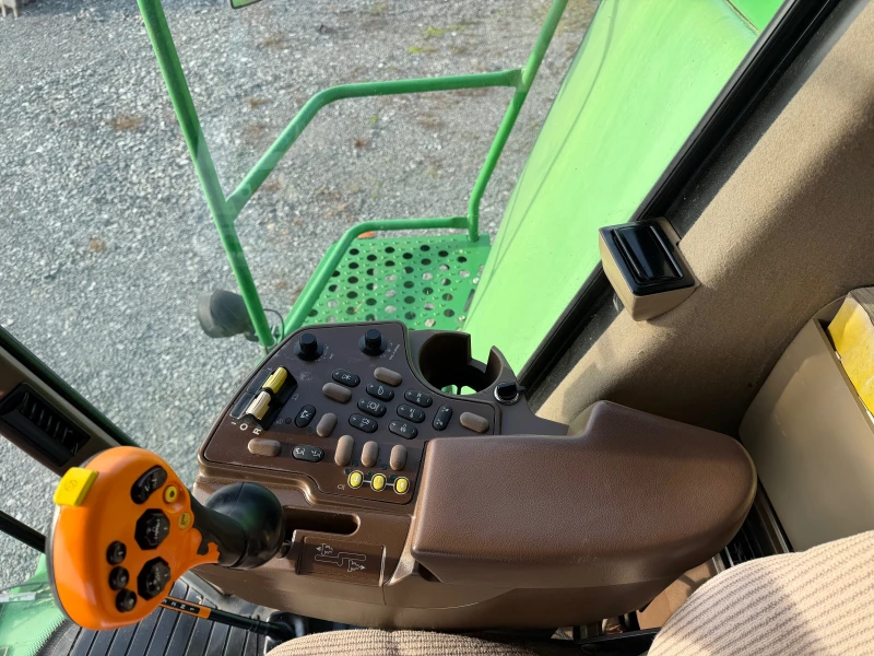 Комбайн John Deere T670 + 7.5 МЕТРА ХЕДЕР ЛИЗИНГ, снимка 10 - Селскостопанска техника - 52017558