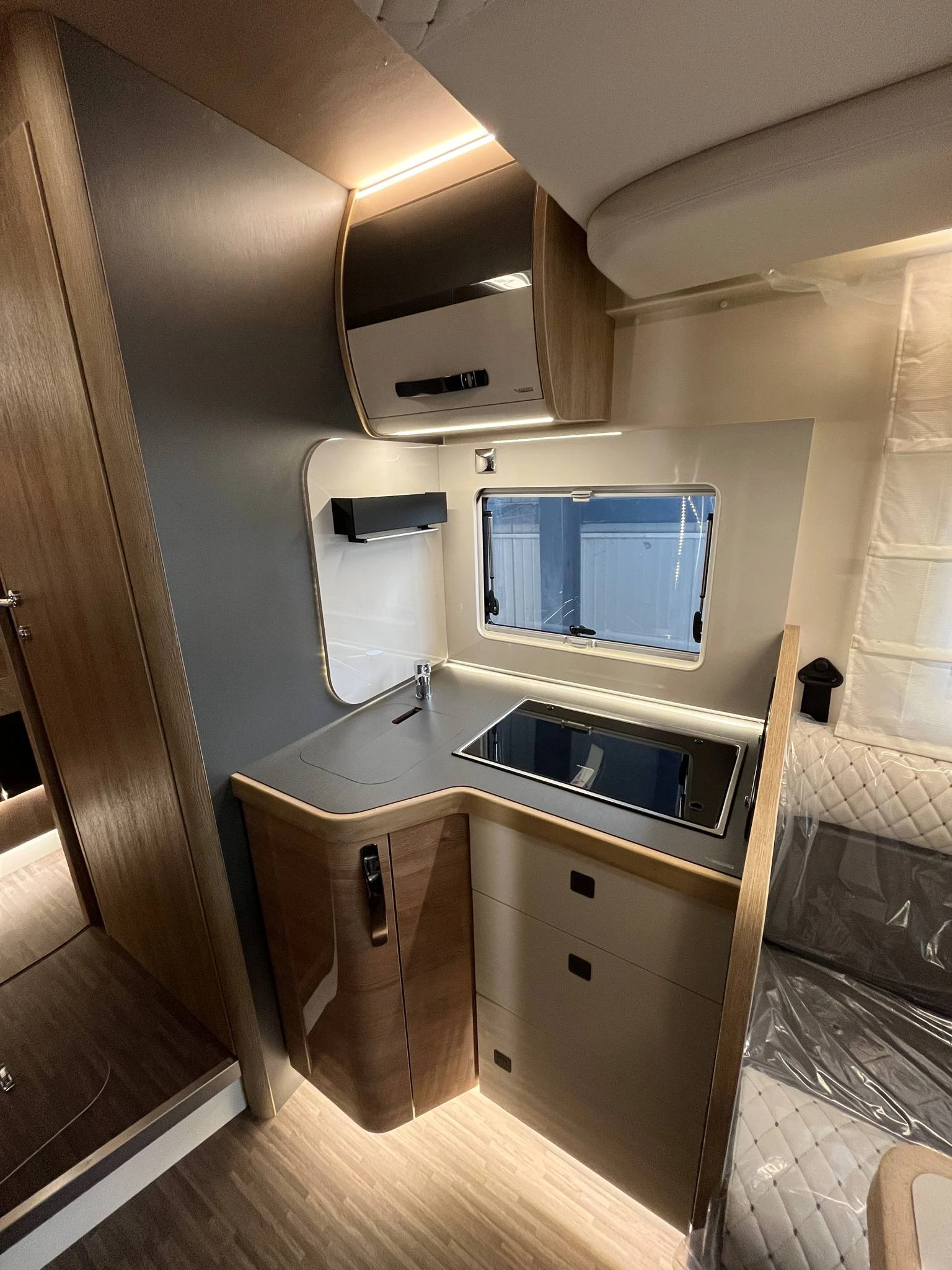 ������ Mobilvetta KEA P86  | Mobile.bg � ����������� 7